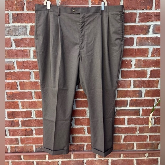 Roundtree & Yorke Other - Roundtree and Yorke TravelSmart Dress Pants- Size 46x29
